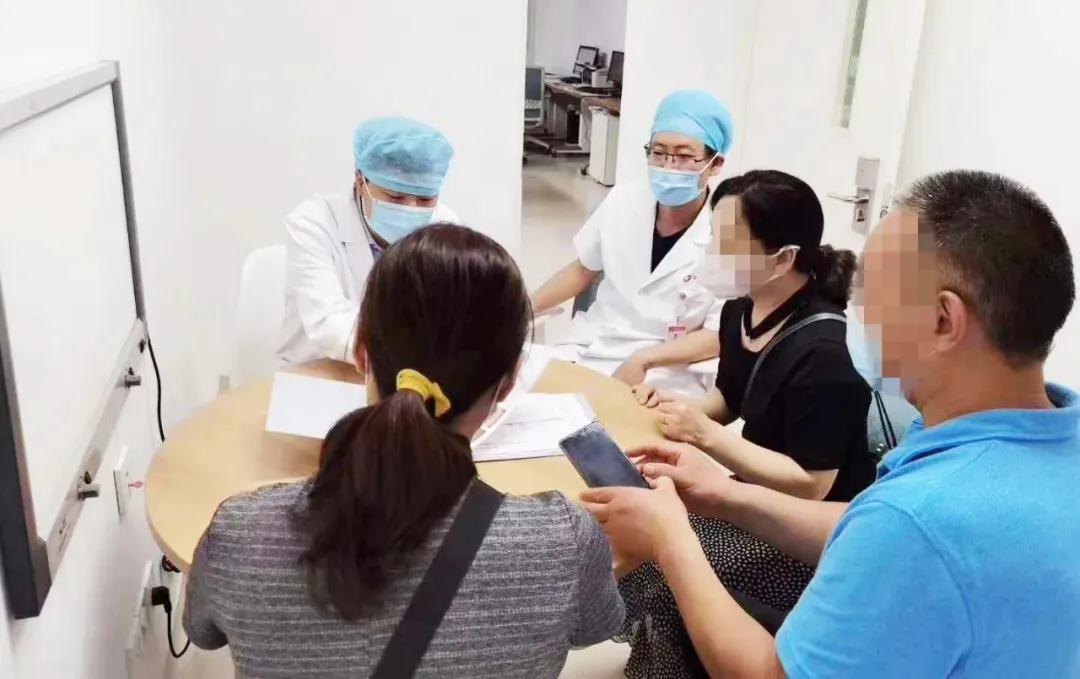 險！桃核卡在氣道上  這個急救方法你得掌握