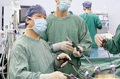 68cm橡膠水管吞入腹中！我院普外科腹腔鏡微創(chuàng)手術緊急施救！